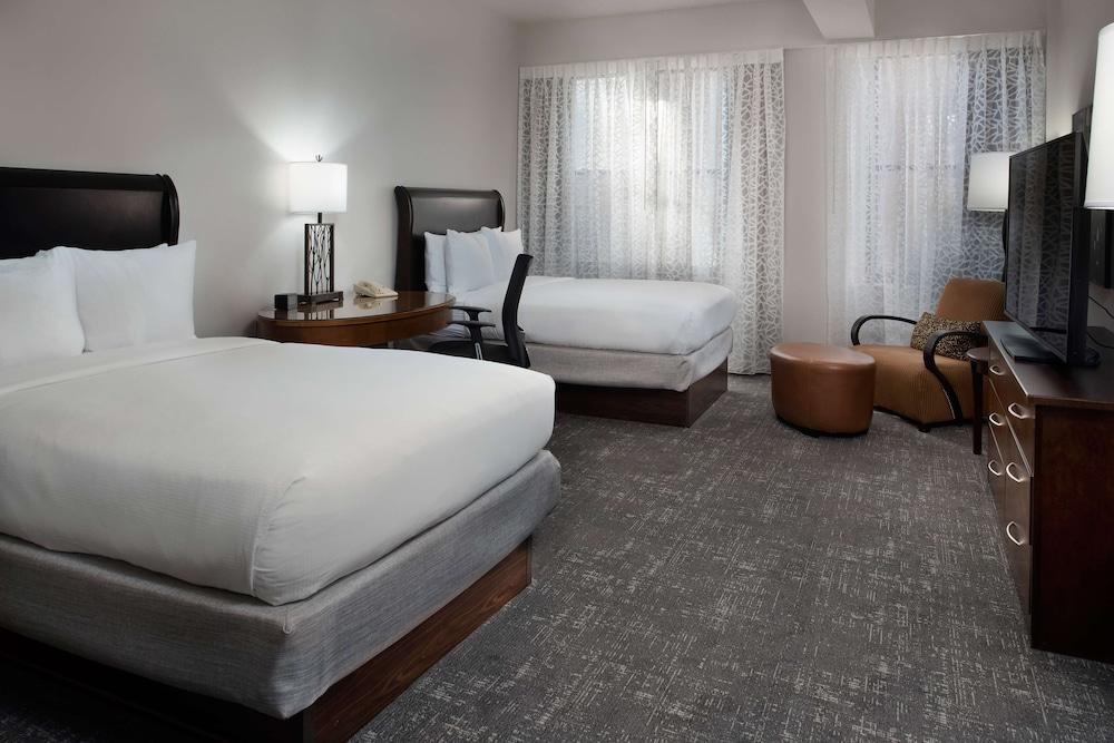 Готель Doubletree By Hilton Memphis Downtown Екстер'єр фото