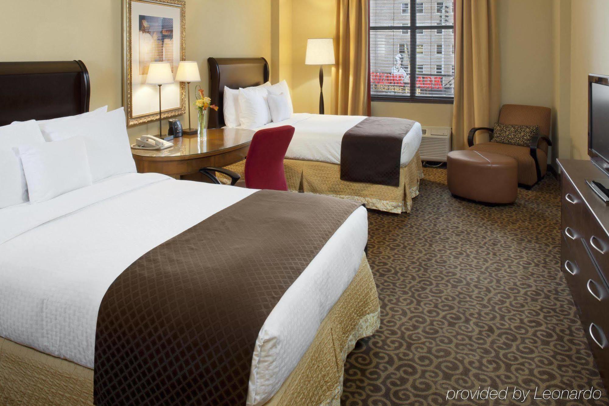Готель Doubletree By Hilton Memphis Downtown Номер фото